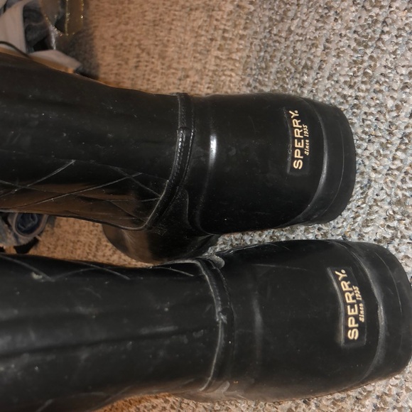 sperry hunter boots - Picture 3 of 3